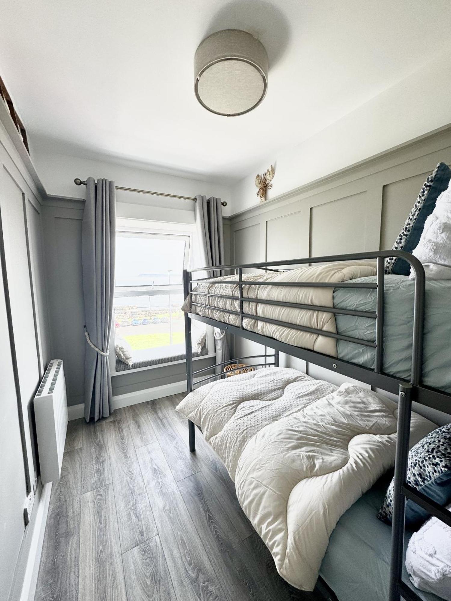 No 6 Lansdowne Apartment Portrush Room photo
